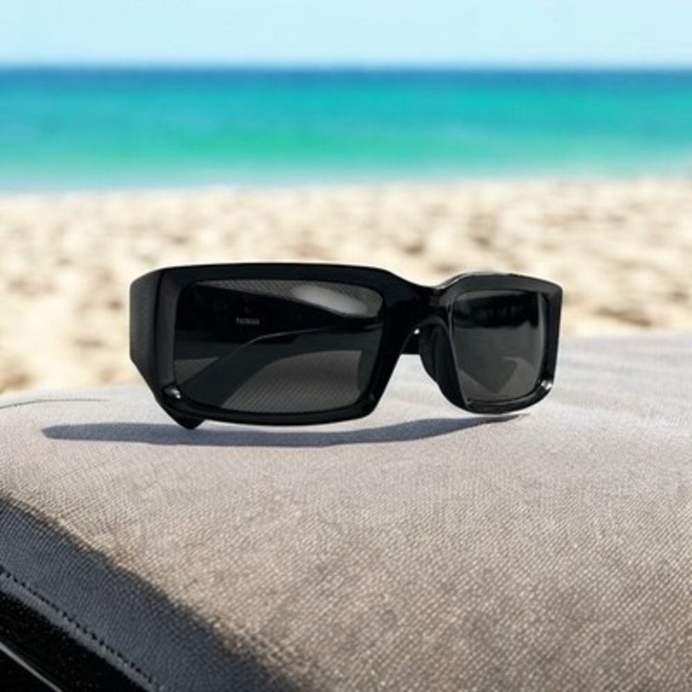 Converse Chuck 1.1mm Polarized Sunglasses UV Protection Black Unisex Shades EXC